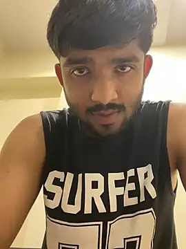 Snapshot of playboy0133 chatting on March 3, 2025, 12:26 am playboy0133 online show from March 3, 2025, 12:26 am