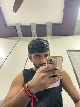 Snapshot of playboy0133 chatting on September 14, 2025, 8:08 pm playboy0133 online show from September 14, 2025, 8:08 pm