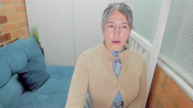 Penelope47 online show from November 24, 2025, 7:13 pm