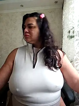 littleRikka online show from October 12, 2025, 7:29 am