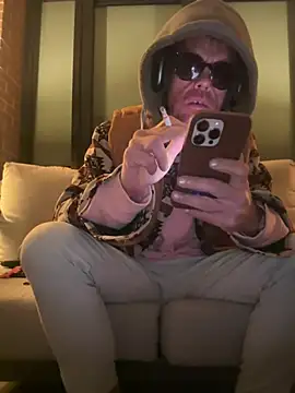 Snapshot of rusharizona chatting on January 4, 2025, 12:27 pm rusharizona online show from January 4, 2025, 12:27 pm