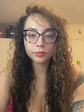 ladyturtle online show from May 24, 2026, 8:25 pm