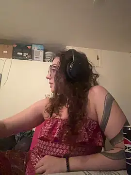 ladyturtle online show from June 28, 2026, 9:32 pm
