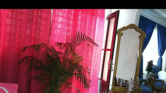 Snapshot of big_boobsmature chatting on December 18, 2025, 4:13 pm big boobsmature online show from December 18, 2025, 4:13 pm