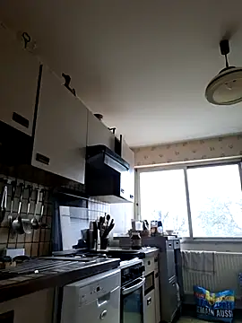 Snapshot of Perv10 chatting on December 4, 2025, 11:52 am Perv10 online show from December 4, 2025, 11:52 am