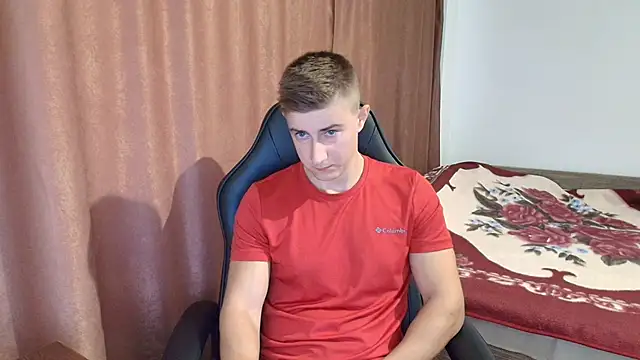 Snapshot of Todhorny9873 chatting on March 3, 2025, 6:37 am Todhorny9873 online show from March 3, 2025, 6:37 am