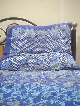 Snapshot of Black_power143 chatting on December 3, 2025, 7:23 pm Black power143 online show from December 3, 2025, 7:23 pm