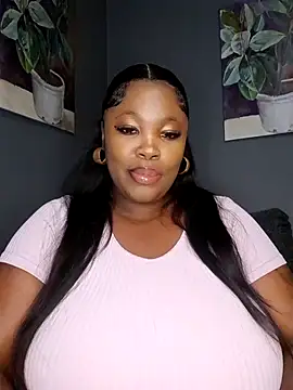 SWEETDOLLY29XX online show from October 15, 2025, 5:35 pm