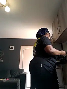 SWEETDOLLY29XX online show from October 19, 2025, 8:26 am