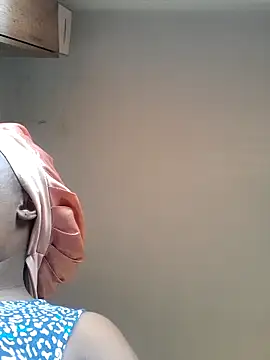 Snapshot of SWEETDOLLY29XX chatting on February 12, 2026, 6:41 am SWEETDOLLY29XX online show from February 12, 2026, 6:41 am