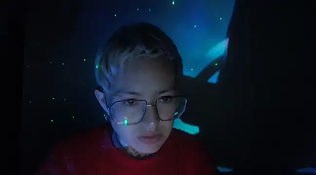 Snapshot of ArrangedFoot chatting on January 5, 2025, 12:20 am ArrangedFoot online show from January 5, 2025, 12:20 am