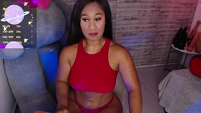 TinnaCobb online show from June 17, 2026, 3:57 pm
