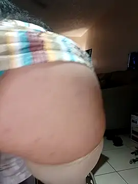 PichyPrettyPussy online show from October 28, 2025, 6:43 pm