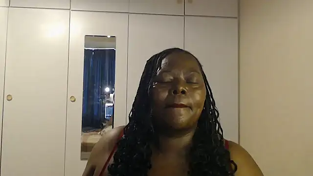 MatureBoobsDiva online show from December 19, 2025, 9:16 am