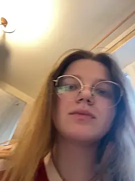 Snapshot of -MimmiLissa- chatting on February 4, 2026, 6:30 am -MimmiLissa- online show from February 4, 2026, 6:30 am