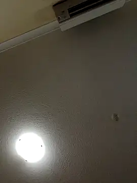 xdacy online show from December 20, 2025, 5:09 pm