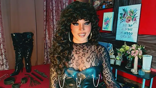 Snapshot of trixxielicious chatting on November 16, 2025, 8:53 am trixxielicious online show from November 16, 2025, 8:53 am