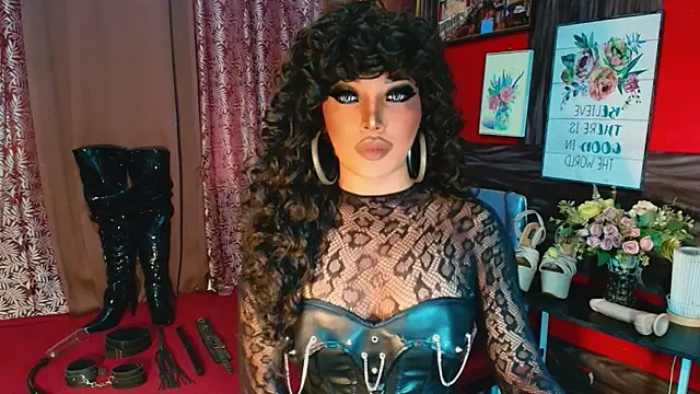 Snapshot of trixxielicious chatting on November 19, 2025, 6:35 am trixxielicious online show from November 19, 2025, 6:35 am