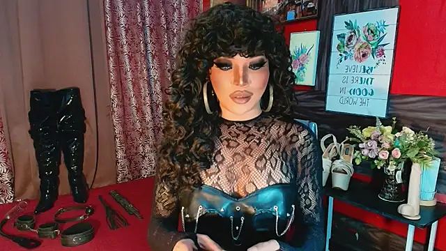 Snapshot of trixxielicious chatting on November 20, 2025, 2:06 pm trixxielicious online show from November 20, 2025, 2:06 pm