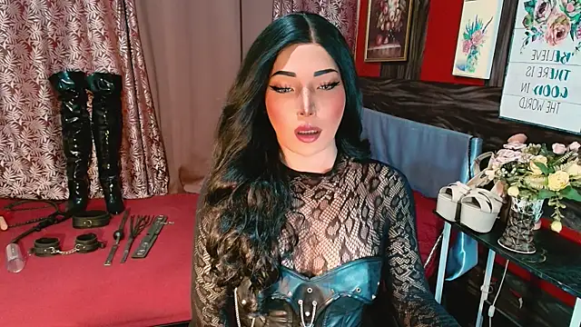 trixxielicious online show from May 12, 2026, 1:08 pm