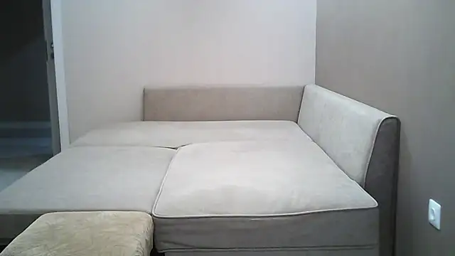 ivanka73 online show from April 17, 2026, 8:06 am