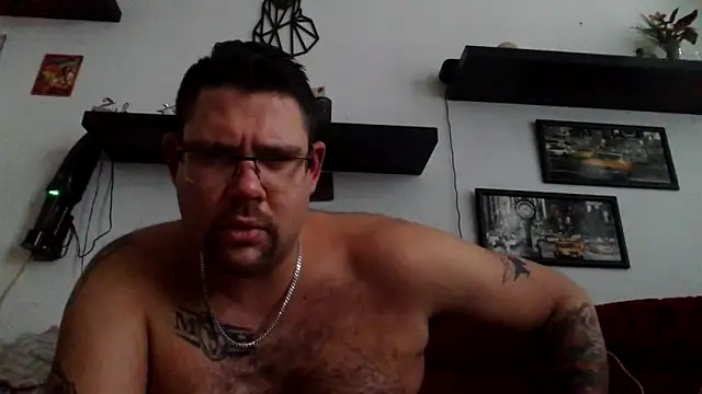 sexykevin17cm online show from February 11, 2026, 3:06 pm