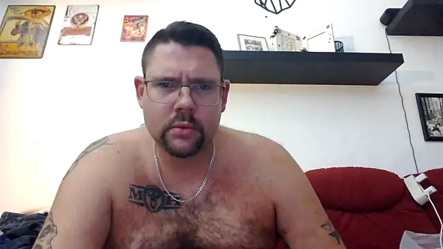 sexykevin17cm online show from May 19, 2026, 11:22 pm