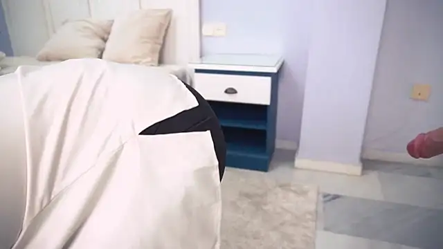 new dee online show from April 2, 2026, 11:52 am