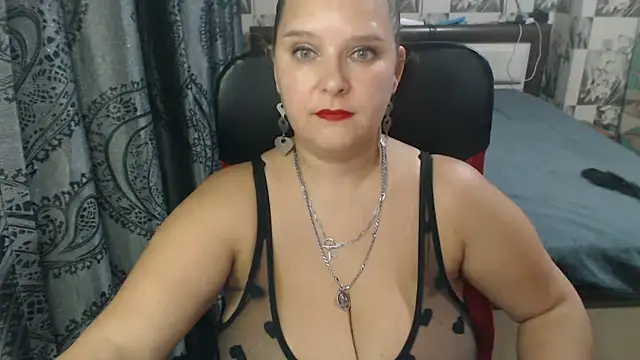 Snapshot of Boolochka chatting on October 29, 2025, 8:43 pm Boolochka online show from October 29, 2025, 8:43 pm