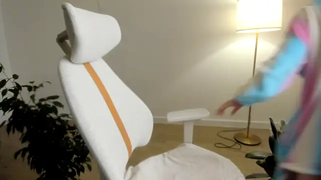 Pokemeboy online show from November 28, 2025, 6:32 pm