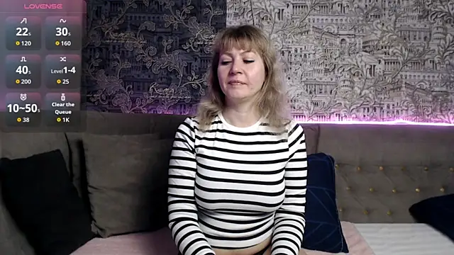 mandy foxxx online show from November 17, 2025, 11:16 am