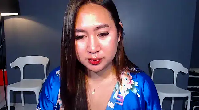 Snapshot of HOTTESTCANDYTS chatting on December 18, 2024, 9:04 am HOTTESTCANDYTS online show from December 18, 2024, 9:04 am