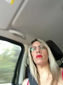 Snapshot of Gatitacarlita chatting on January 20, 2025, 6:21 pm Gatitacarlita online show from January 20, 2025, 6:21 pm