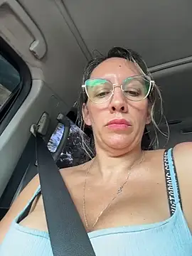 Snapshot of Gatitacarlita chatting on March 24, 2026, 5:29 pm Gatitacarlita online show from March 24, 2026, 5:29 pm