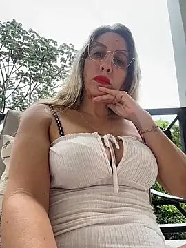 Snapshot of Gatitacarlita chatting on April 7, 2026, 1:00 pm Gatitacarlita online show from April 7, 2026, 1:00 pm
