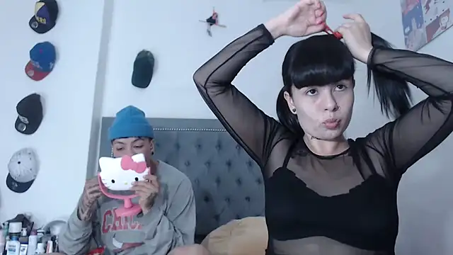 Snapshot of dulce_maria_x chatting on October 30, 2025, 10:43 pm dulce maria x online show from October 30, 2025, 10:43 pm