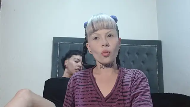 dulce maria x online show from April 8, 2026, 6:24 am