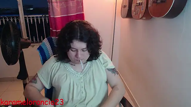 Snapshot of Smoke_trip_Alicia chatting on September 29, 2025, 10:31 am Smoke trip Alicia online show from September 29, 2025, 10:31 am