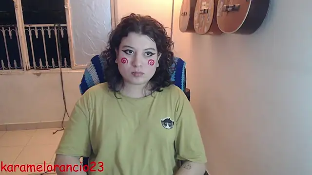 Snapshot of Smoke_trip_Alicia chatting on October 3, 2025, 5:26 am Smoke trip Alicia online show from October 3, 2025, 5:26 am
