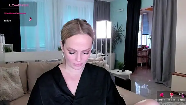 Libby Nora online show from December 3, 2024, 11:22 am