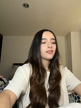 swrennn19 online show from October 26, 2025, 6:14 pm