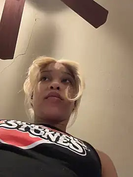 nikkiibabby online show from February 17, 2025, 9:52 pm