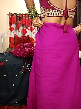 Snapshot of INDIANDESIMATURE chatting on February 15, 2025, 11:39 am INDIANDESIMATURE online show from February 15, 2025, 11:39 am