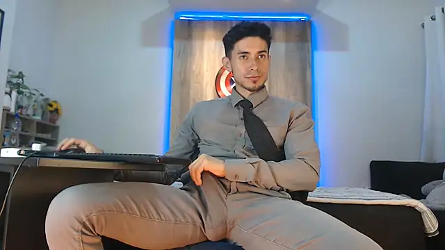 Snapshot of Andrew_4_ chatting on November 9, 2025, 6:55 am Andrew 4 online show from November 9, 2025, 6:55 am