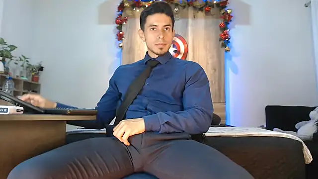 Snapshot of Andrew_4_ chatting on December 16, 2025, 2:05 am Andrew 4 online show from December 16, 2025, 2:05 am