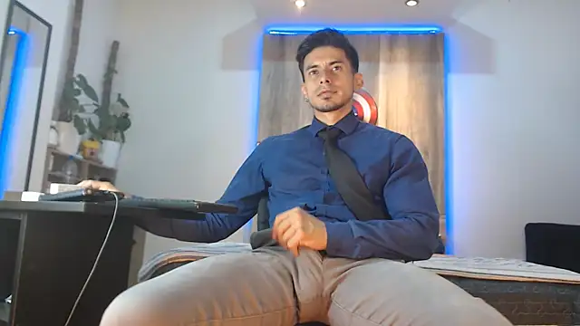 Snapshot of Andrew_4_ chatting on February 5, 2026, 1:54 am Andrew 4 online show from February 5, 2026, 1:54 am