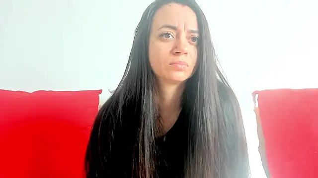 cute angel95 online show from March 4, 2026, 8:53 am