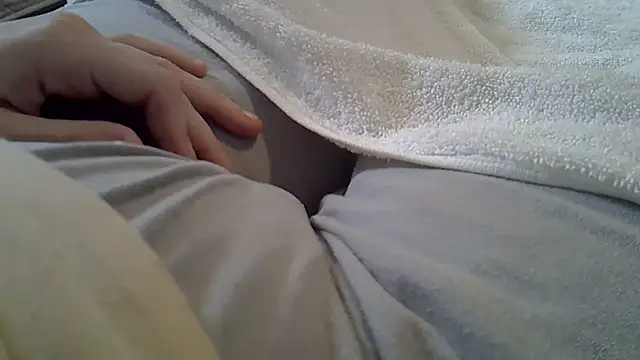 perescam online show from December 1, 2025, 5:51 pm