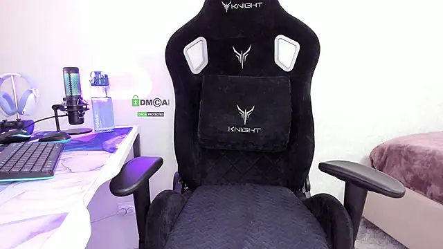 Snapshot of SkyqueenI chatting on February 7, 2026, 7:34 am SkyqueenI online show from February 7, 2026, 7:34 am