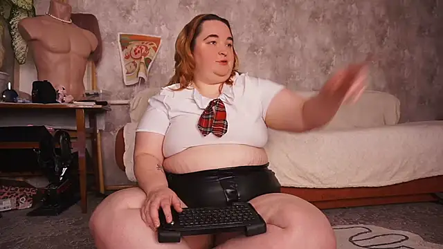 Evelively online show from March 22, 2025, 5:31 pm